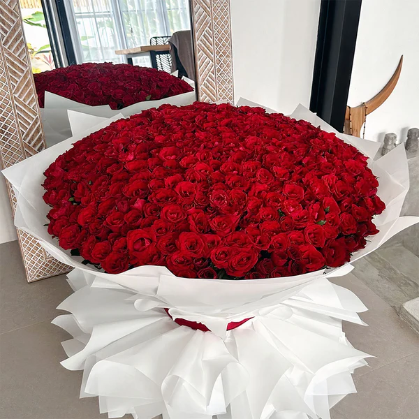 350 Red Roses Bouquet