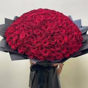 500 Red Roses Bouquet