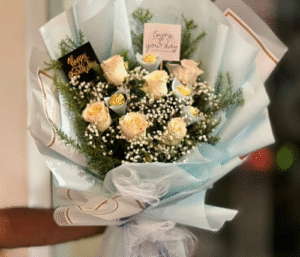 Pure Elegance Rose & Chocolate Set